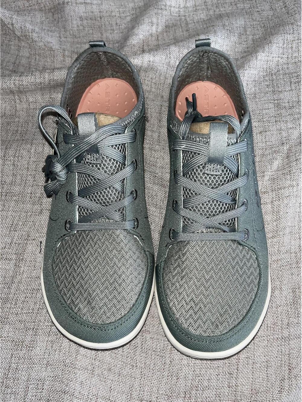 Astral Loyak Water Shoes Sneakers Gray / White Womens 8 NWoT